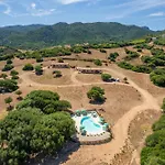 Casa Ginestre Piscina E Vista Mare * 阿列恩图
