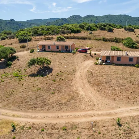 Casa Ginestre Piscina E Vista Mare 아파트