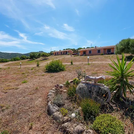 Casa Ginestre Piscina E Vista Mare Apartment Aglientu